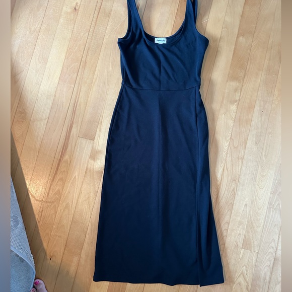 Black body con dress, 3/4 length - Picture 2 of 3